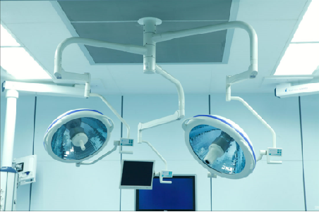 不能在地板高度低的手术室安装天花板手术灯吗？